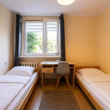 Apartament Komfortowy Z Balkonem Blisko Ergo Arena By Renters *