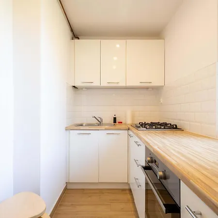 Komfortowy Z Balkonem Blisko Ergo Arena By Renters Apartament *