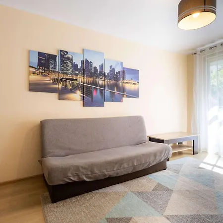 Komfortowy Z Balkonem Blisko Ergo Arena By Renters